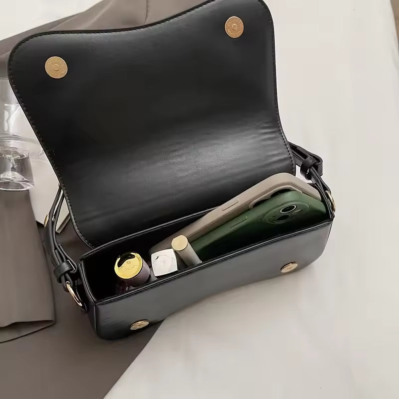 Bolsa Baguete de Ombro; Bolsa Baguete Feminina; Bolsa de Ombro Feminina; Bolsa de Ombro