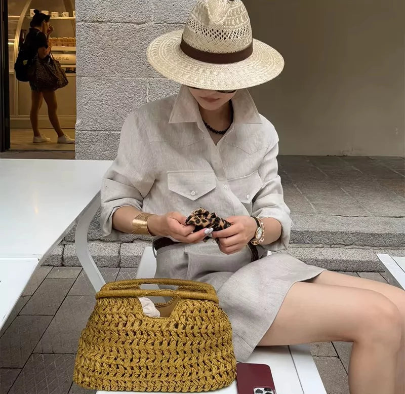 Bolsa Clutch; Mão; Elegante