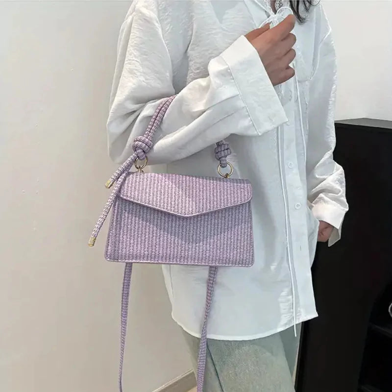 Bolsa Transversal Feminina; pequena; elegante