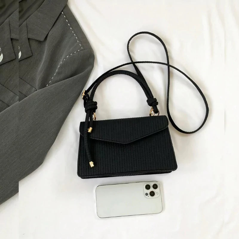 Bolsa Transversal Feminina; pequena; elegante