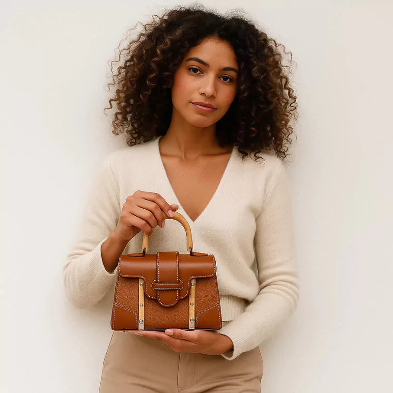 Bolsa de Mão Feminina; Pequena; Caramelo