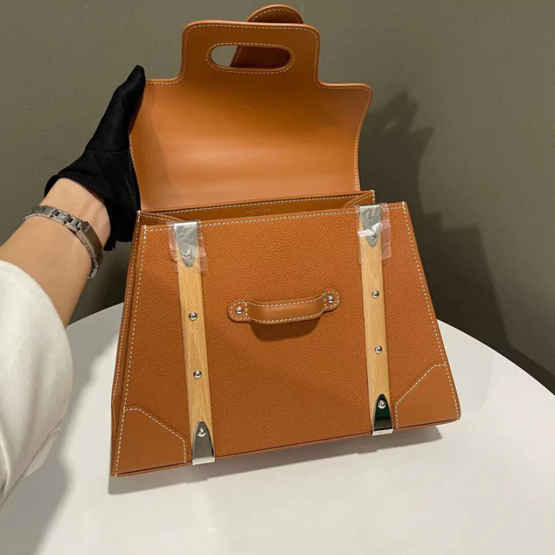 Bolsas de Mão Femininas; Pequenas; Atemporais; Elegantes