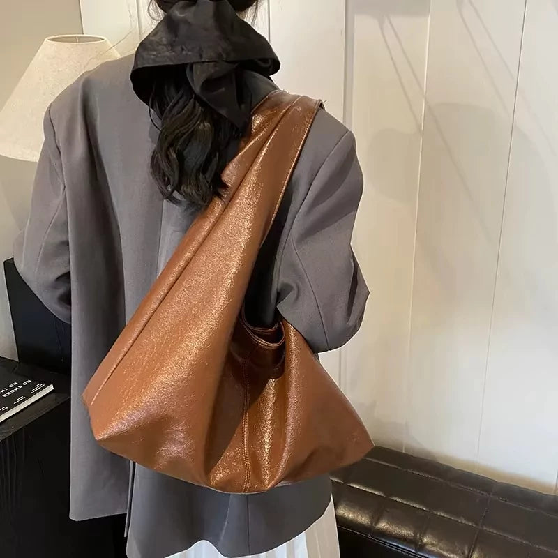 Bolsa hobo grande de ombro para uso casual e elegante, dia a dia, ideal para o trabalho