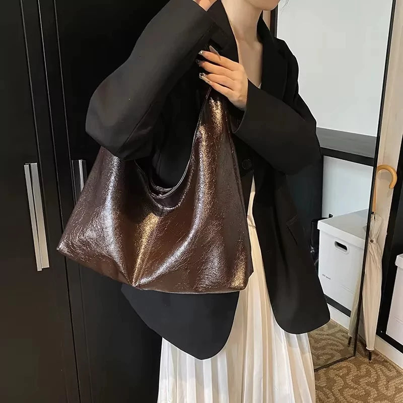 Bolsa hobo grande de ombro para uso casual e elegante, dia a dia, ideal para o trabalho