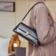 Bolsa Baguete Feminina